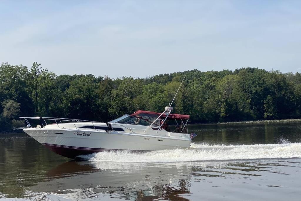 Private Yacht On Catskill Creek Exteriér fotografie